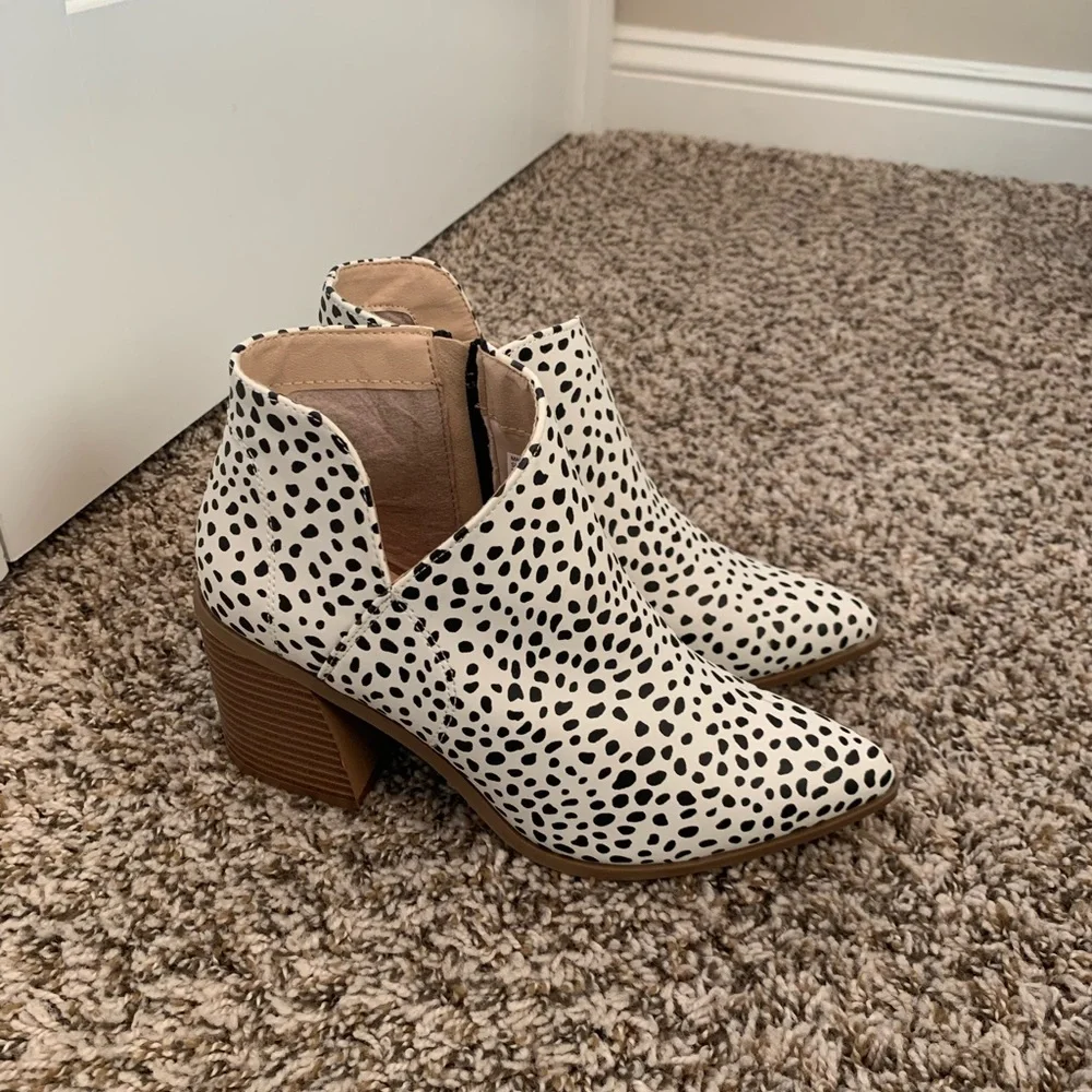 Booties - Picture 2 of 5